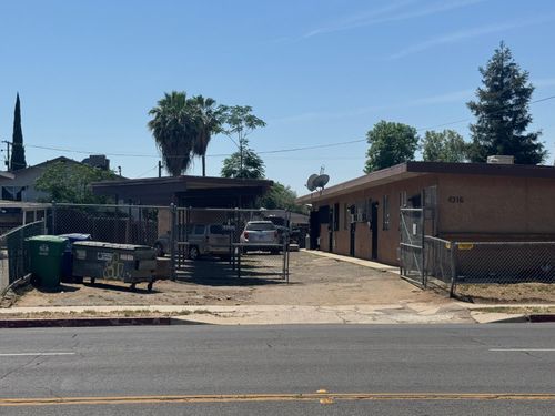 a-e-4316 E Olive Ave, Fresno, CA, 93702-1471 | Card Image