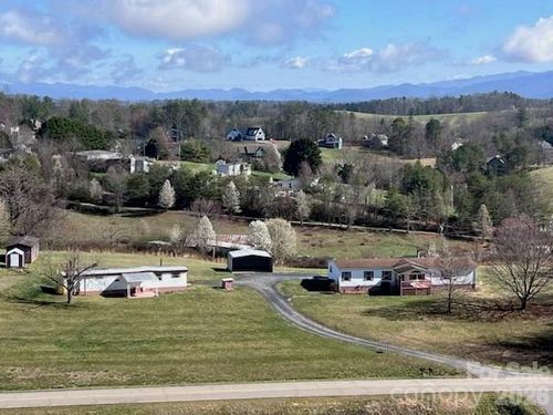 167 Goughes Branch Rd, Leicester, NC, 28748-5146 | Card Image