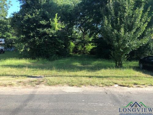 115 Richardson Dr, Longview, TX, 75602-2842 | Card Image