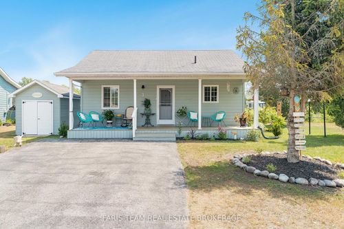 3 Awenda Ave, Wasaga Beach, ON, L9Z1X7 | Card Image