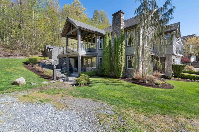3520 Applewood Drive, House other with 5 bedrooms, 3 bathrooms and 4 parking in Abbotsford BC | Image 3