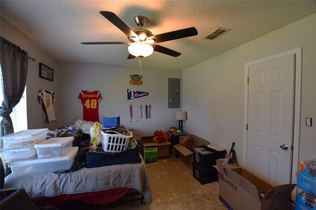 114 Amy Ct, House other with 3 bedrooms, 2 bathrooms and null parking in Collinsville TX | Image 12