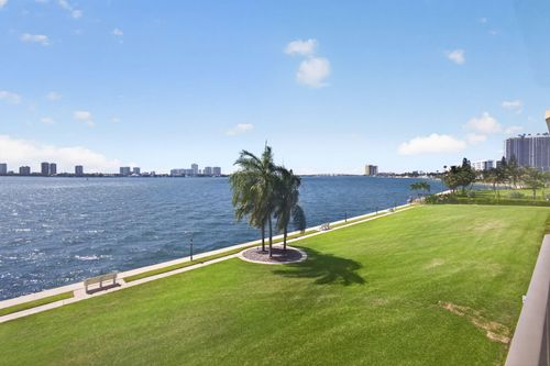 302-801 Lake Shore Drive, Lake Park, FL, 33403 | Card Image