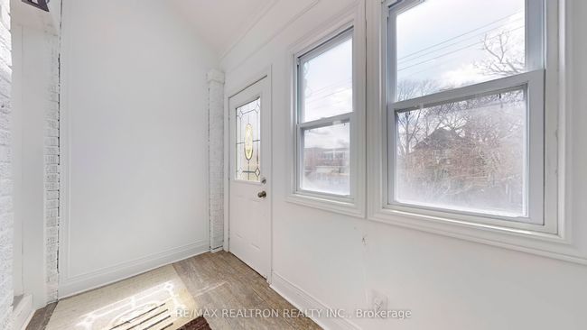 92 Walpole Ave, House attached with 2 bedrooms, 1 bathrooms and null parking in Toronto ON | Image 6