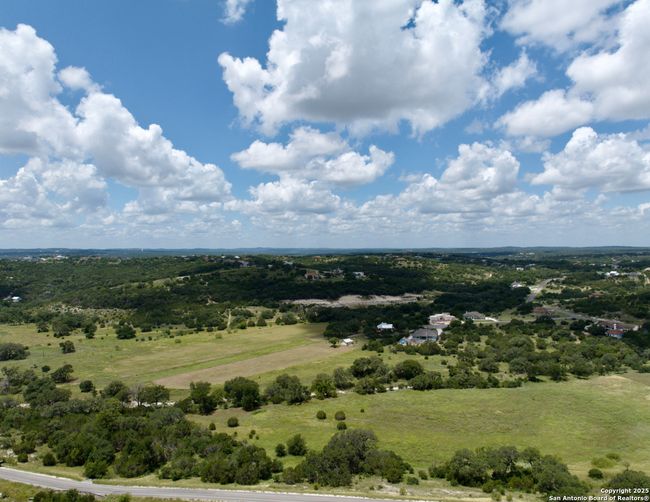 701 Mystic Shores Blvd, Home with 0 bedrooms, 0 bathrooms and null parking in Spring Branch TX | Image 8