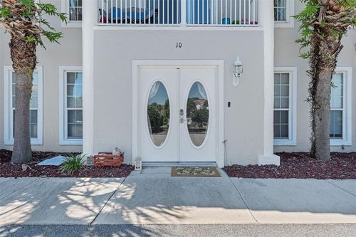 10-100 Palm Harbor Pkwy, PALM COAST, FL, 32137-4558 | Card Image