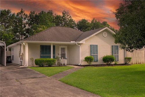170 S Cherrywood Ln, Pearl River, LA, 70452-3456 | Card Image