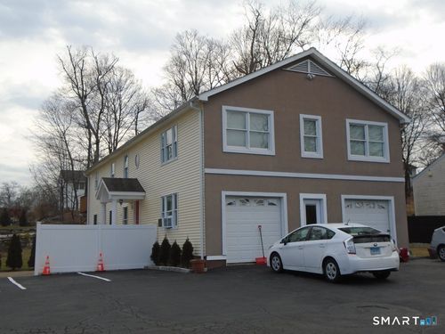 675 High Ridge Rd, Stamford, CT, 06905-2304 | Card Image