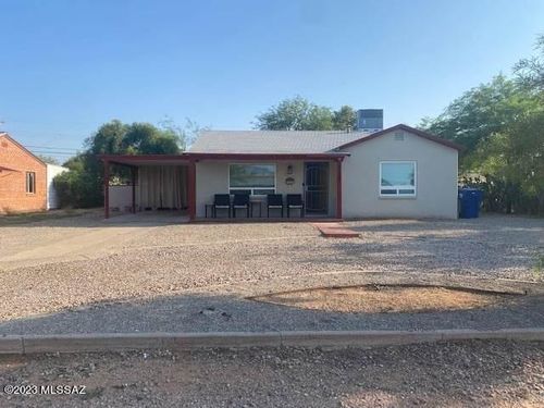 red-2120 E Silver St, Tucson, AZ, 85719-3424 | Card Image