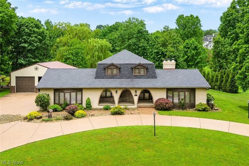 4087 Pebble Beach Dr, Canfield, OH, 44406-9527 | Card Image
