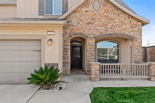 2327 N Elm, Visalia, CA, 93291 | Card Image