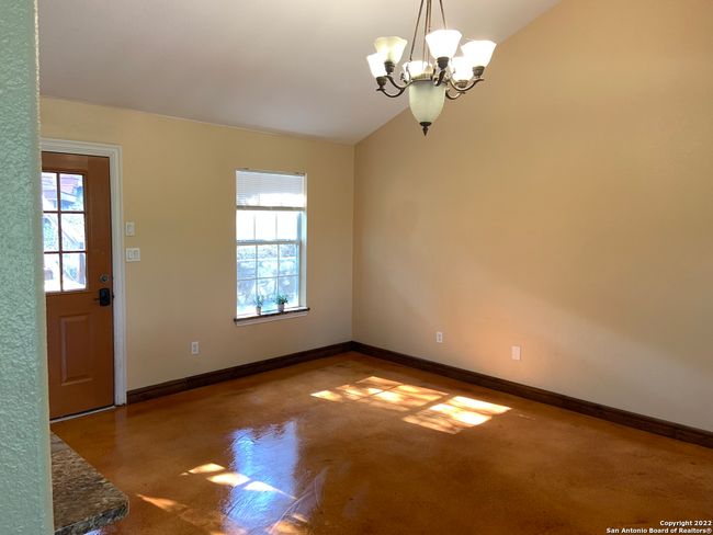 208 Scenic Mountain Dr, House other with 2 bedrooms, 3 bathrooms and null parking in Lakehills TX | Image 21