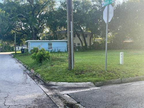 1049 Colyer St, ORLANDO, FL, 32805-2557 | Card Image