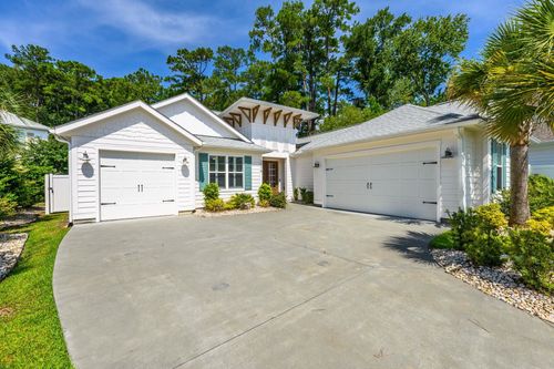 2016 Manor Parc Dr, Calabash, NC, 28467-5003 | Card Image