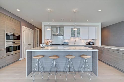 unit-1101-2047 Westcreek Ln, Houston, TX, 77027-3749 | Card Image