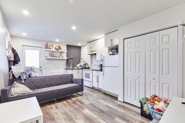 233 Kingston Rd, Home with 3 bedrooms, 3 bathrooms and 2 parking in Toronto ON | Image 30