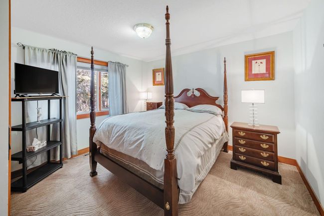 20 Pinewood Crescent, House other with 3 bedrooms, 1 bathrooms and 3 parking in Canmore AB | Image 9