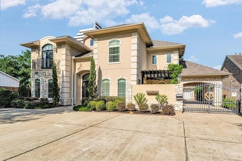 2502 Chimney Rock Rd, Houston, TX, 77056-4020 | Card Image