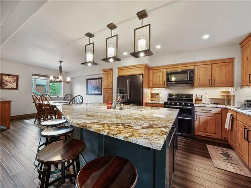 6b-67 Fox Hollow Ln, Silverthorne, CO, 80498 | Card Image