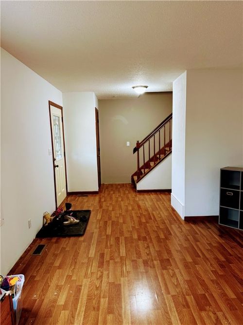 812 Green Acres Ct, Eau Claire, WI, 54703-0620 | Card Image