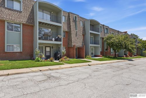 317-1211 S 121st Plz, Omaha, NE, 68144-1520 | Card Image