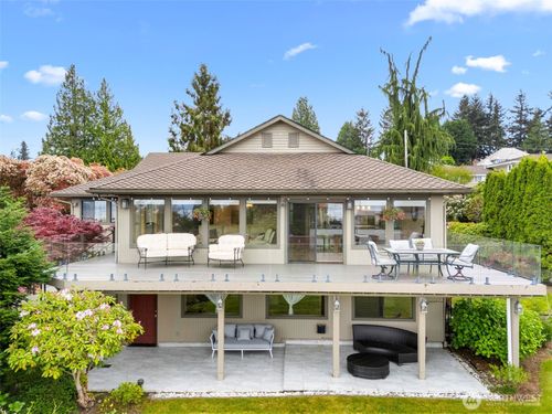5128 Seaview Way, Everett, WA, 98203-1426 | Card Image