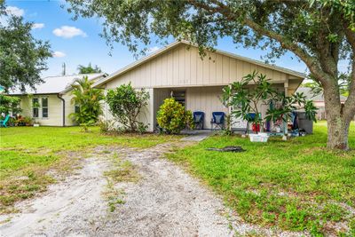 485 14th Place Sw, House other with 3 bedrooms, 2 bathrooms and null parking in Vero Beach FL | Image 1