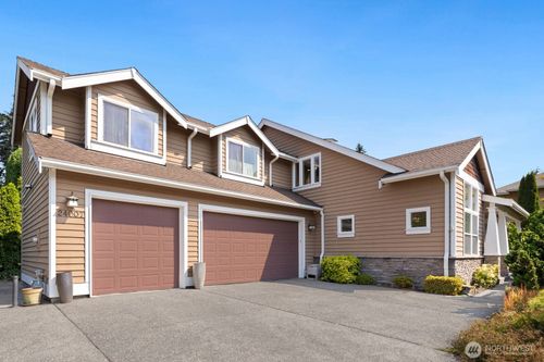 24007 76th Ave W, Edmonds, WA, 98026-9101 | Card Image