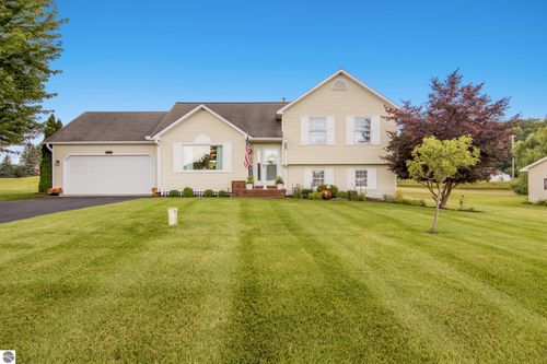 2009 Black Forest Lane, Traverse City, MI, 49686 | Card Image