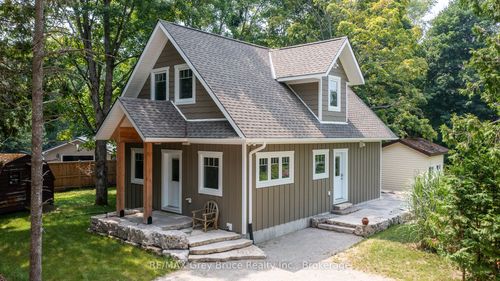 457 Huron Rd, South Bruce Peninsula, ON, N0H2T0 | Card Image