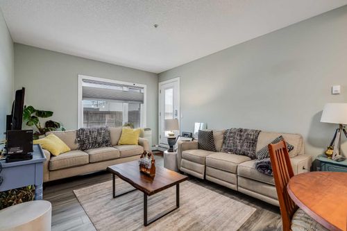 1116-604 E Lake Blvd Ne, Airdrie, AB, T4A0G5 | Card Image