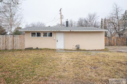 225 Utley Cir, Idaho Falls, ID, 83401-2938 | Card Image