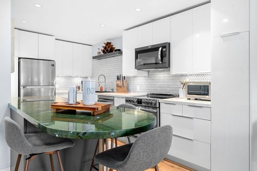 203-1066 W 13th Ave, Vancouver, BC, V6H1N2 | Card Image