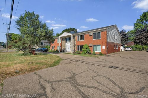 6930 Yale Apt. #5 Street, Westland, MI, 48185 | Card Image