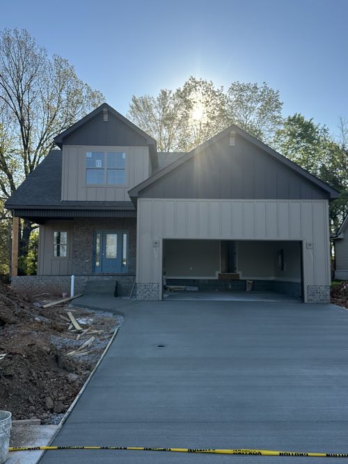 349 Chase Dr, Clarksville, TN, 37043-1663 | Card Image