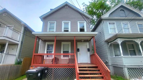 18 Grant Street, Poughkeepsie, NY, 12601 | Card Image