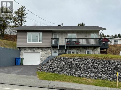 133 Rue Bellevue, Edmundston, NB, E3V2E2 | Card Image