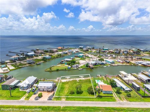 527-525-527 Copano Cove Rd, Rockport, TX, 78382-9524 | Card Image