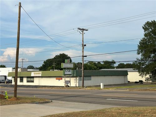 1600 S Arkansas Ave, Russellville, AR, 72801-7125 | Card Image