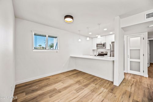 1-4139 N 27th St, Phoenix, AZ, 85016-5701 | Card Image