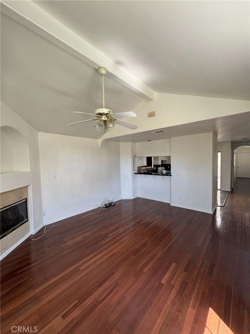 639 E Lincoln St, Carson, CA, 90745 | Card Image
