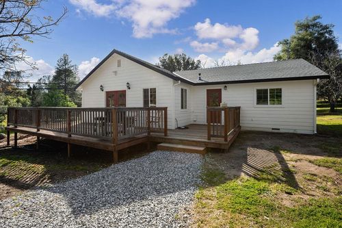 7301 Grizzly Flat Road, Somerset, CA, 95684 | Card Image