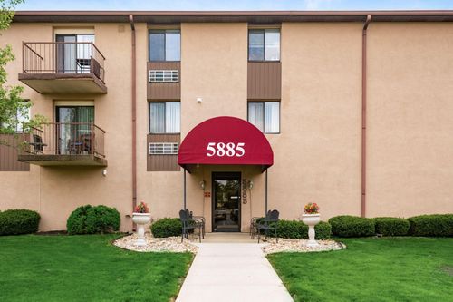 apt-104-5885 Beechcroft Rd, Columbus, OH, 43229-9144 | Card Image