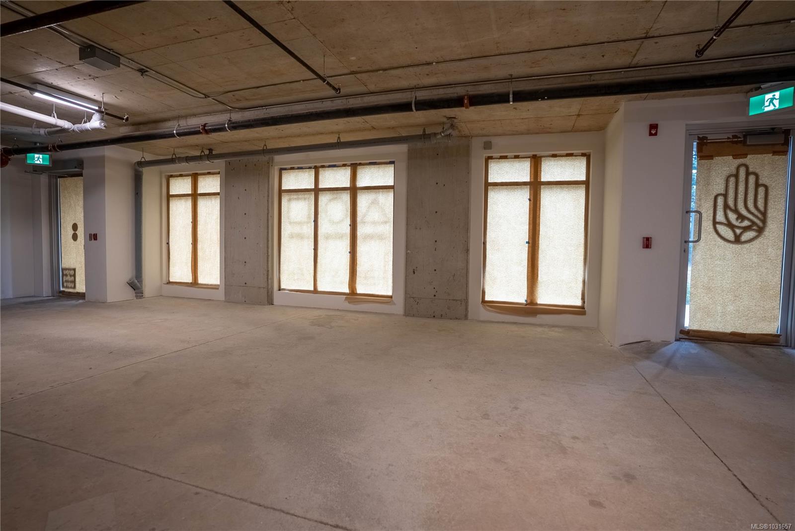 Commercial Sale in Victoria 4