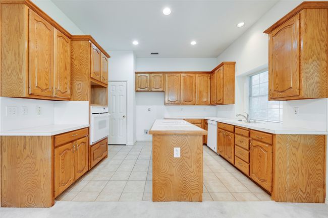 1010 Becker Dr, House other with 3 bedrooms, 2 bathrooms and null parking in Euless TX | Image 10