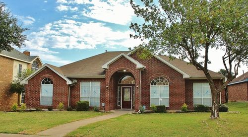 712 Claire View Dr, Desoto, TX, 75115-6022 | Card Image