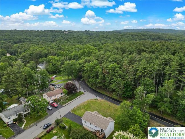 838 Cayuga Way, House other with 4 bedrooms, 3 bathrooms and null parking in Stroudsburg PA | Image 57