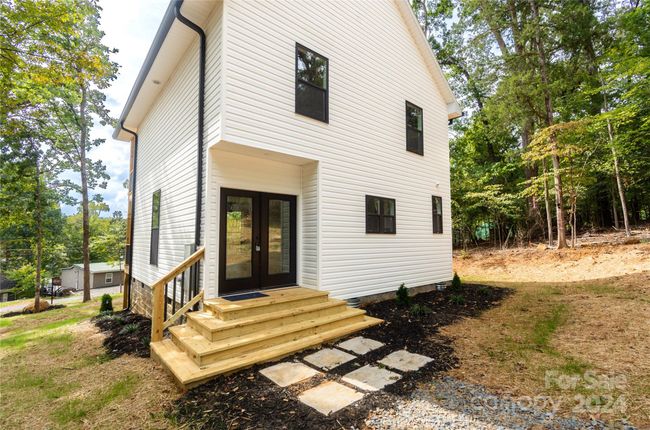 445A - 609 Berry Hill Dr, House other with 3 bedrooms, 3 bathrooms and null parking in Norwood NC | Image 4