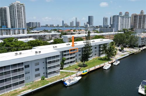 apt-408-3750 Ne 169th St, North Miami Beach, FL, 33160-3223 | Card Image