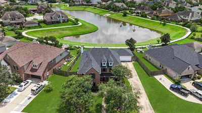 713 Falcon Lake Drive, House other with 5 bedrooms, 3 bathrooms and null parking in Friendswood TX | Image 1